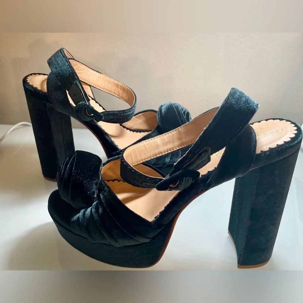 Antonio Melani x Nicola Bathie Emilia Velvet Rose Platform Dress Sandals - NWOB